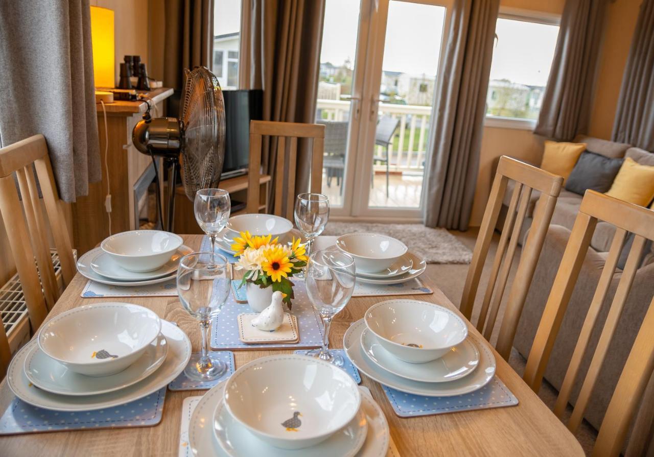 Luxury Lancaster Lodge - The Best Hot Tub Getaway! Tattershall Eksteriør bilde