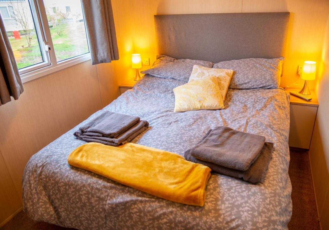 Luxury Lancaster Lodge - The Best Hot Tub Getaway! Tattershall Eksteriør bilde