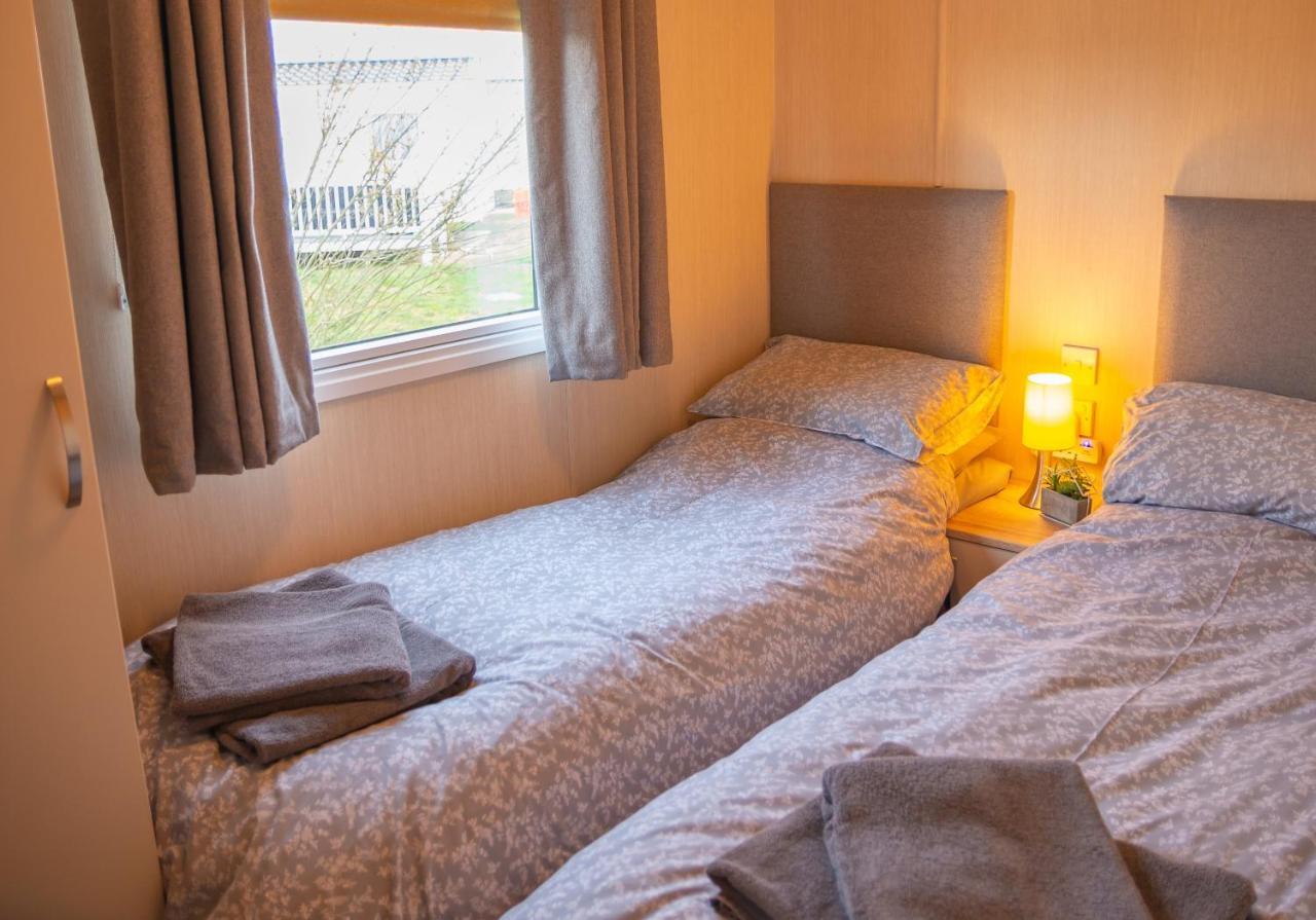 Luxury Lancaster Lodge - The Best Hot Tub Getaway! Tattershall Eksteriør bilde