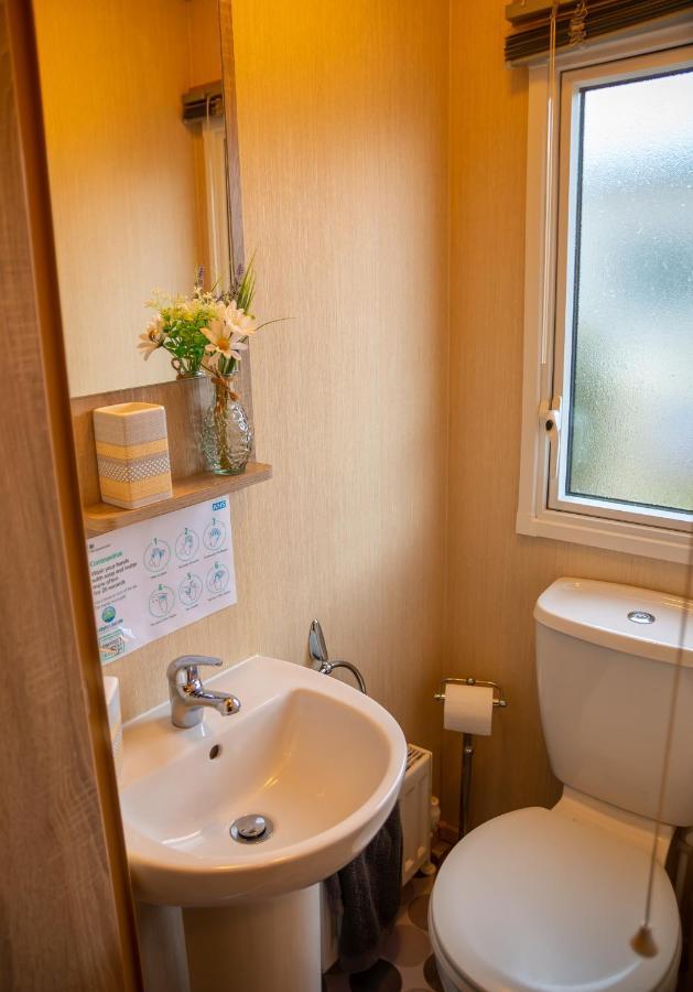 Luxury Lancaster Lodge - The Best Hot Tub Getaway! Tattershall Eksteriør bilde